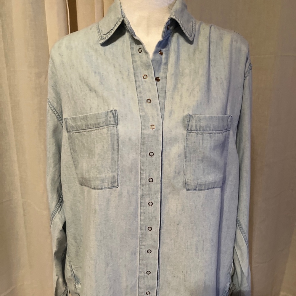 PISTOLA Chambray Button Up Shirt Top XS.
